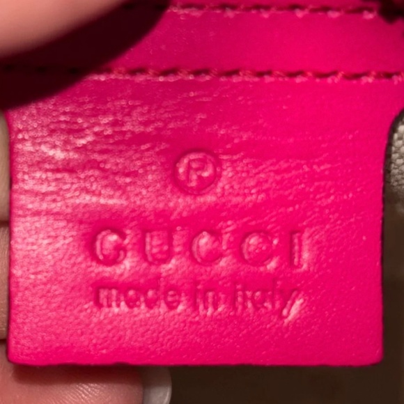 Authentic GUCCI Pink Bright Diamante Textured Leather Top Handle Bag - Picture 3 of 10